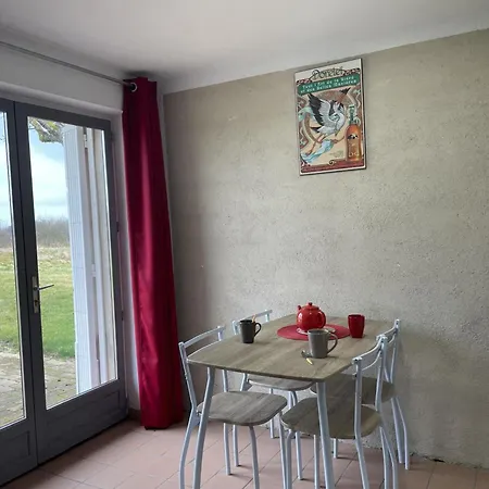 度假居 Convivial A Pour Sejours Familiaux Ou Entre Amis - Fr-1-489-601 Chapeau